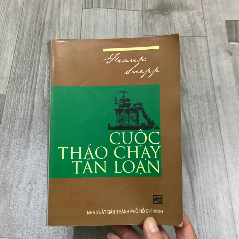 Cuộc tháo chạy toán loạn - frank snepp. 3b3 777821