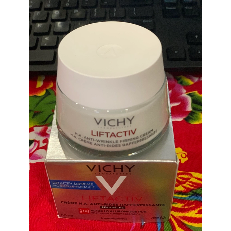 Kem dưỡng da ngăn ngừa lão hoá Vichy Liftactiv ban ngày 50ml hàng Pháp 457964