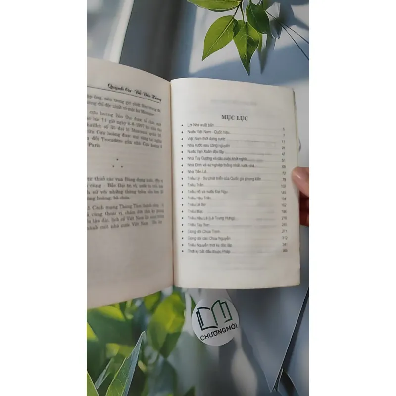 Các Triều Đại Việt Nam - Quỳnh Cư & Đỗ Đức Hùng 970265