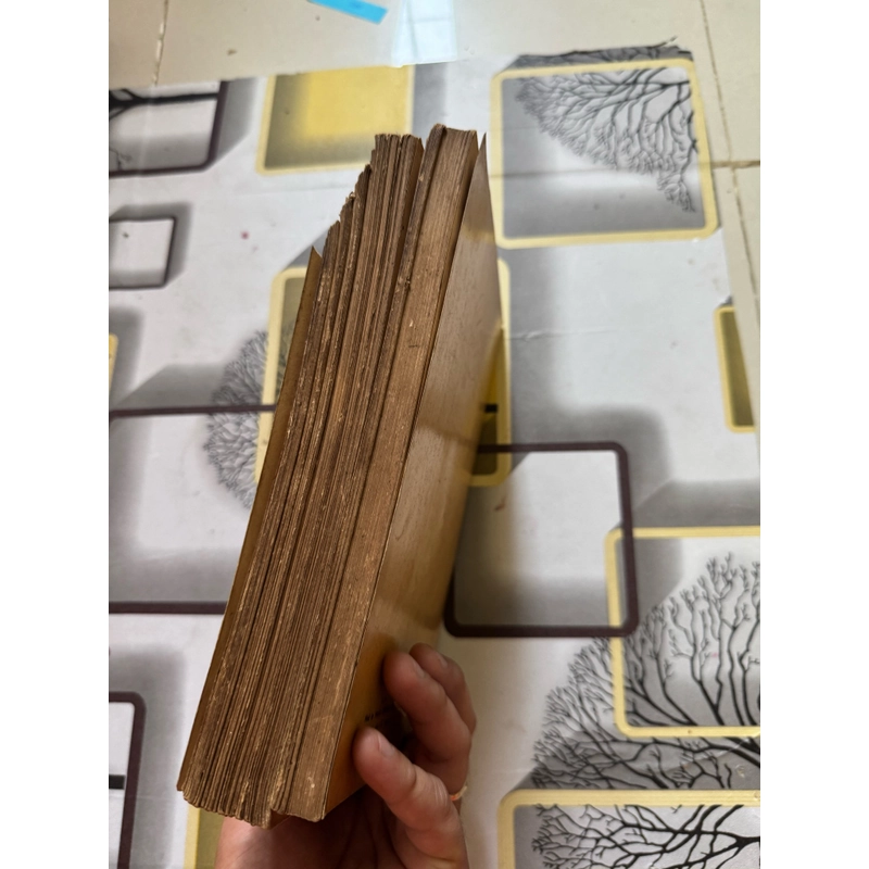 Khổng tử xuân thu tam truyện 528436