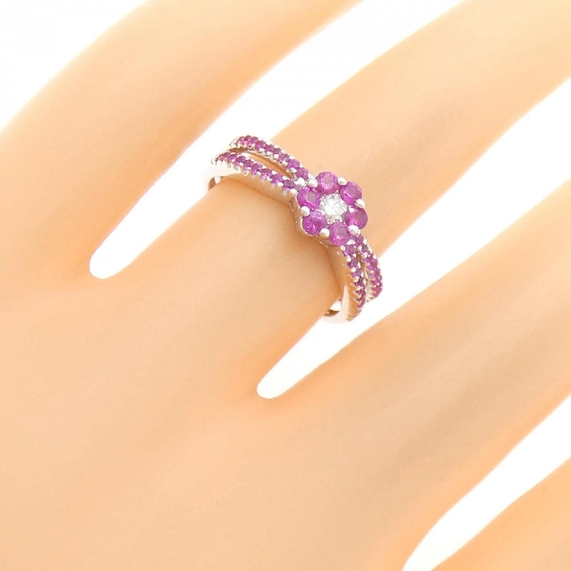 Nhẫn ruby K18WG hoa 0.50CT 669850