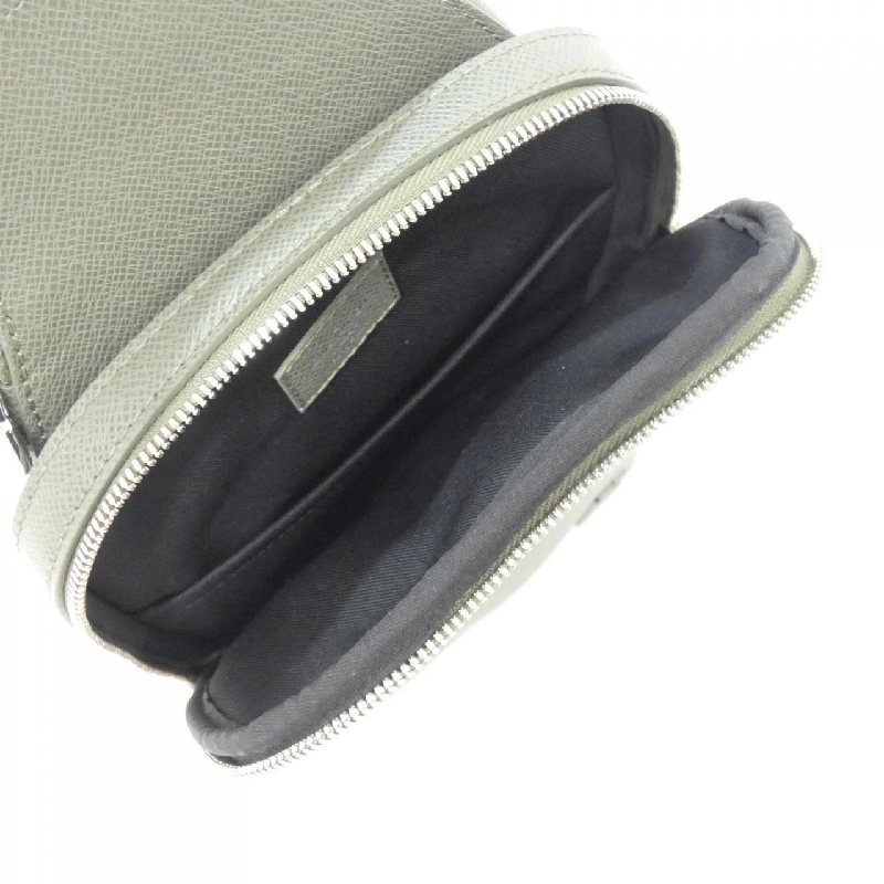 Túi đeo chéo Louis Vuitton Taiga Avenue M30973 - Hàng hiệu chính hãng 767827