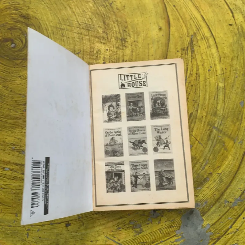 ON THE BANKS OF PLUM CREEK- LAURA INGALLS WILDER 762243