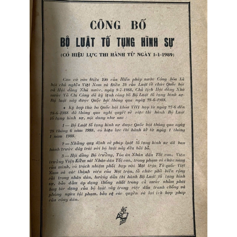 Luật Tố tụng hình sự _ 1988 _ Sách Luật Việt Nam 536412