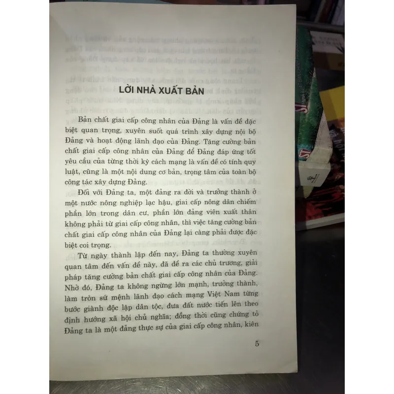 Tăng cường bản chất giai cấp công nhân của Đảng Cộng sản Việt Nam trong giai đoạn hiện nay 712027