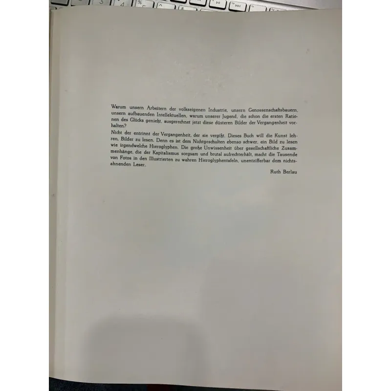 KRIEGSFIBEL (VỠ LÒNG VỀ CHIẾN TRANH) - BERTOLT BRECHT 752262