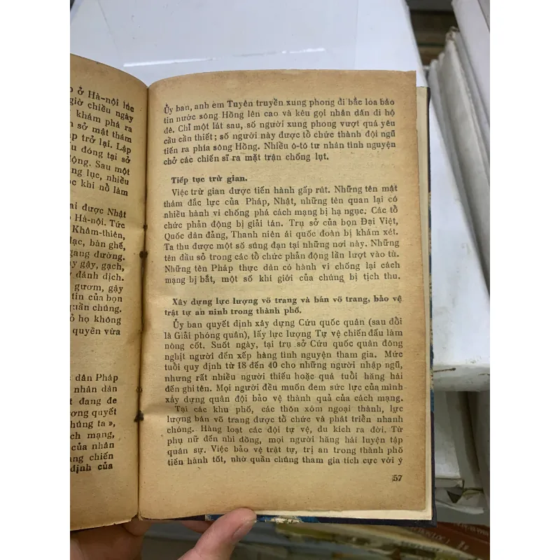 HÀ NỘI TRONG THỜI KỲ CÁCH MẠNG THÁNG 8 - BÙI HỮU KHÁNH 935307