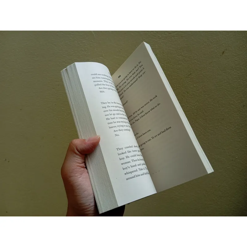 The road, english book, sách tiếng Anh  960946