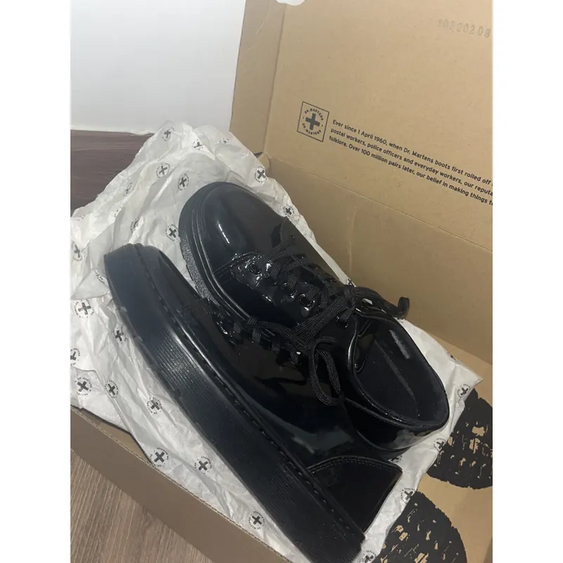 Dr. Martens Dante Patent Black 702877