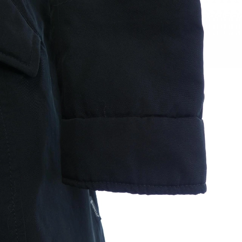 Áo khoác lông vũ MONCLER 643491