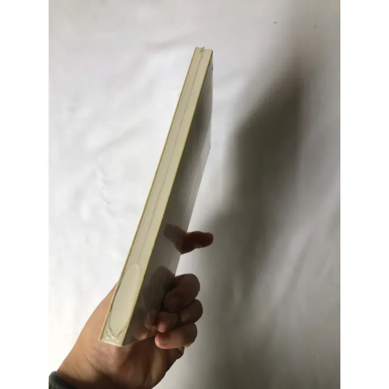 Thế Giới Trong Quả Trứng - Mutsumi Ishii 735174