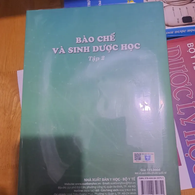 Bộ 2 tập Bào chế và Sinh dược học 2025 792585