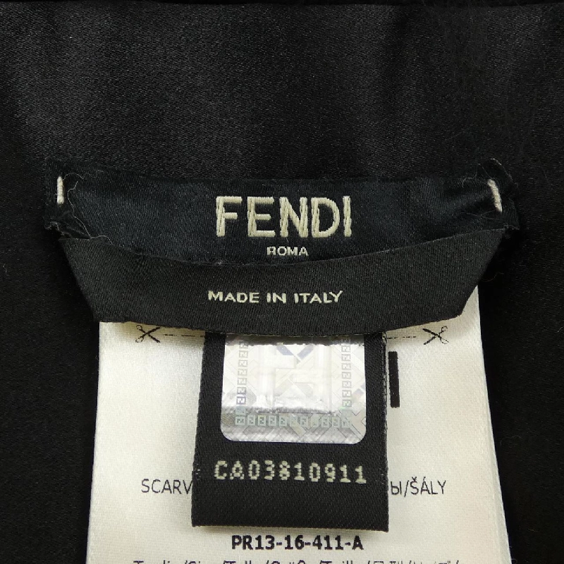 Khăn quàng cổ FENDI FNG416SDH F0C8G 664984