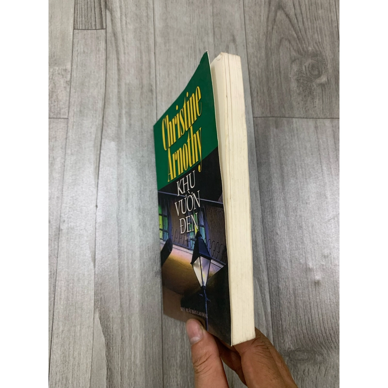 Khu vườn đen - Christime Arnothy. 1a4 509041