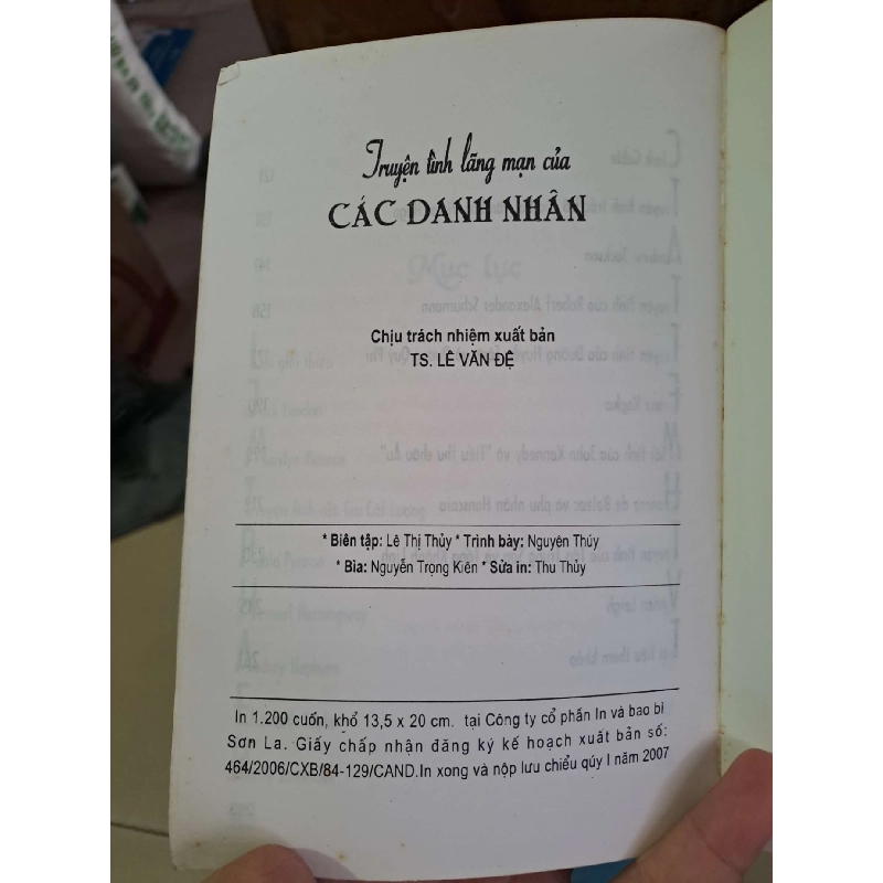 Truyện tình lãng mạn của các danh nhân - Trần Thanh DANH NHÂN HCM1008 923637
