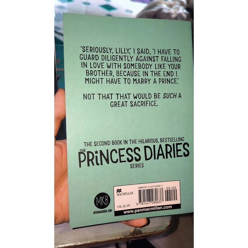 Sách teen chapters: THE PRINCESS DIARIES (Nhật ký công chúa) - Meg Cabot (bia mem) (hơi ố) 476876