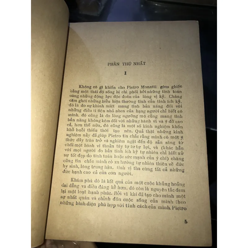 Những tham vọng sụp đổ - Alberto Moravia 1034253