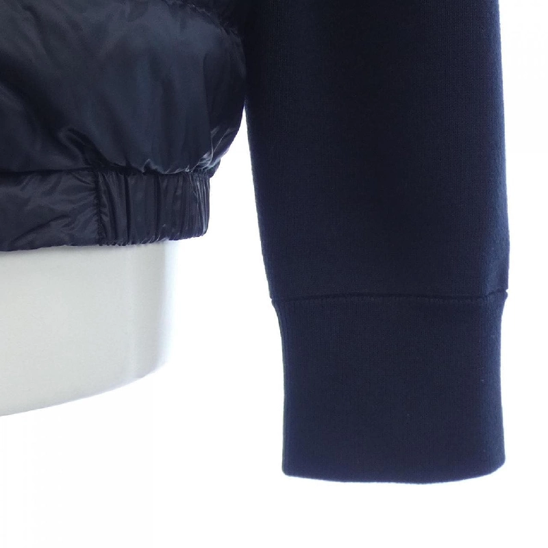 Áo khoác lông vũ MONCLER - Hàng hiệu Authentic 898660