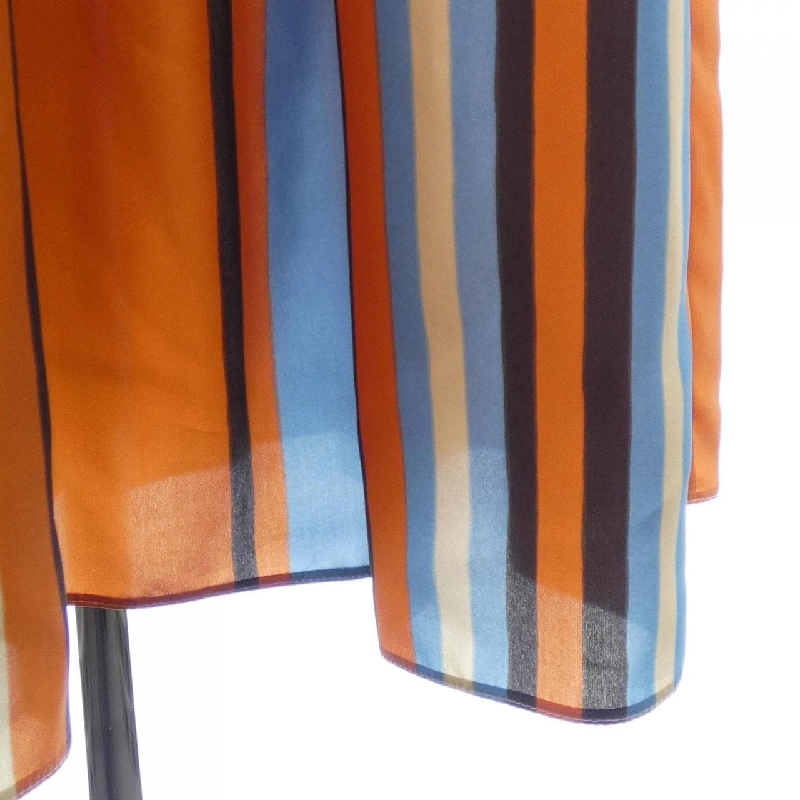 Chân váy PRADA P105U S221 103T - Hàng hiệu Chính hãng 815042