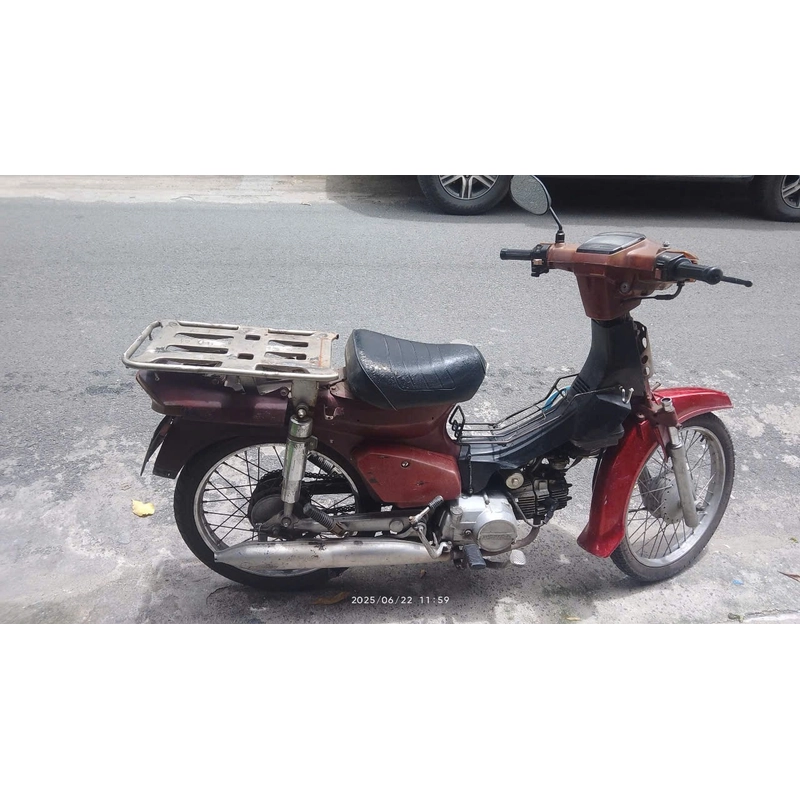 Xe cub màu đỏ hãng honda 498435