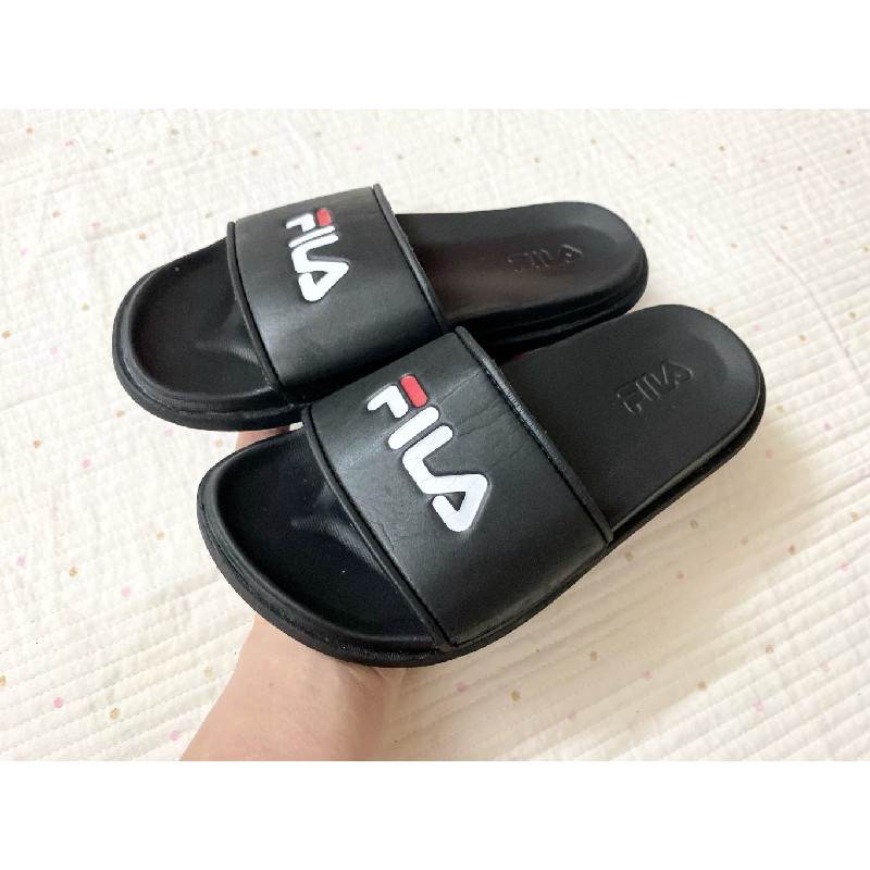 Dép secondhand hiệu Fila 16232