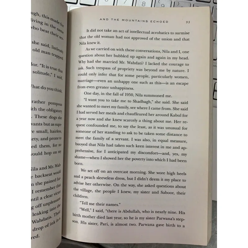 AND THE MOUNTAINS ECHOED (VÀ RỒI NHỮNG NGỌN NÚI VỌNG VANG) - KHALED HOSSEINI 674612