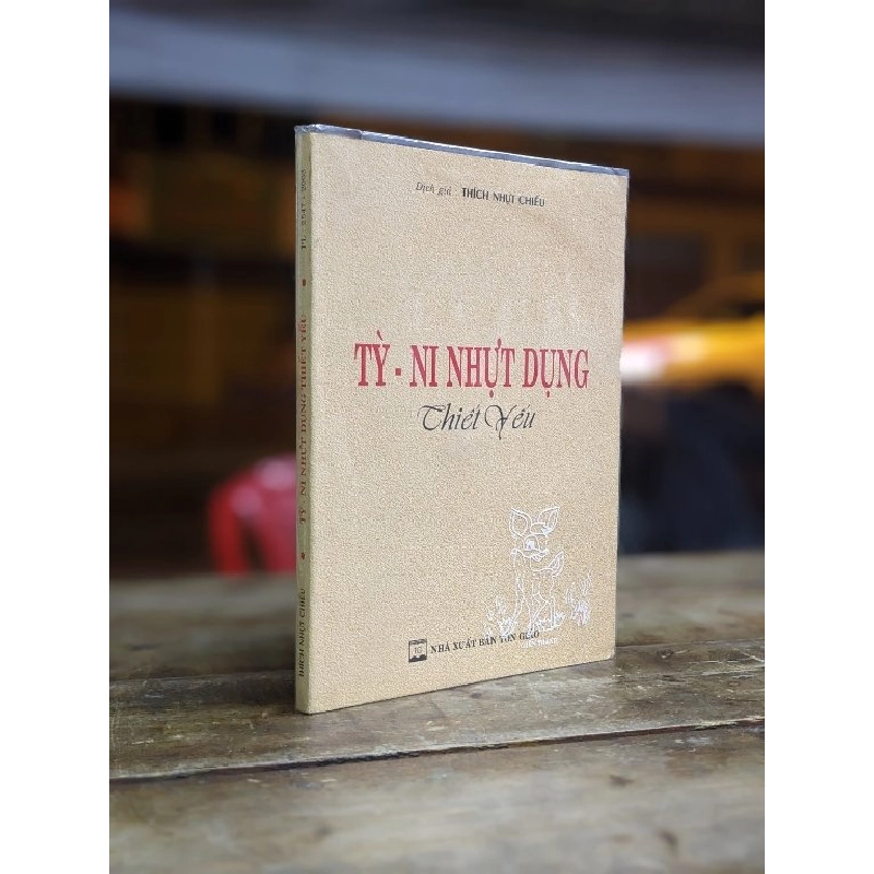 Tỳ Ni Nhựt Dụng thiết yếu 253086