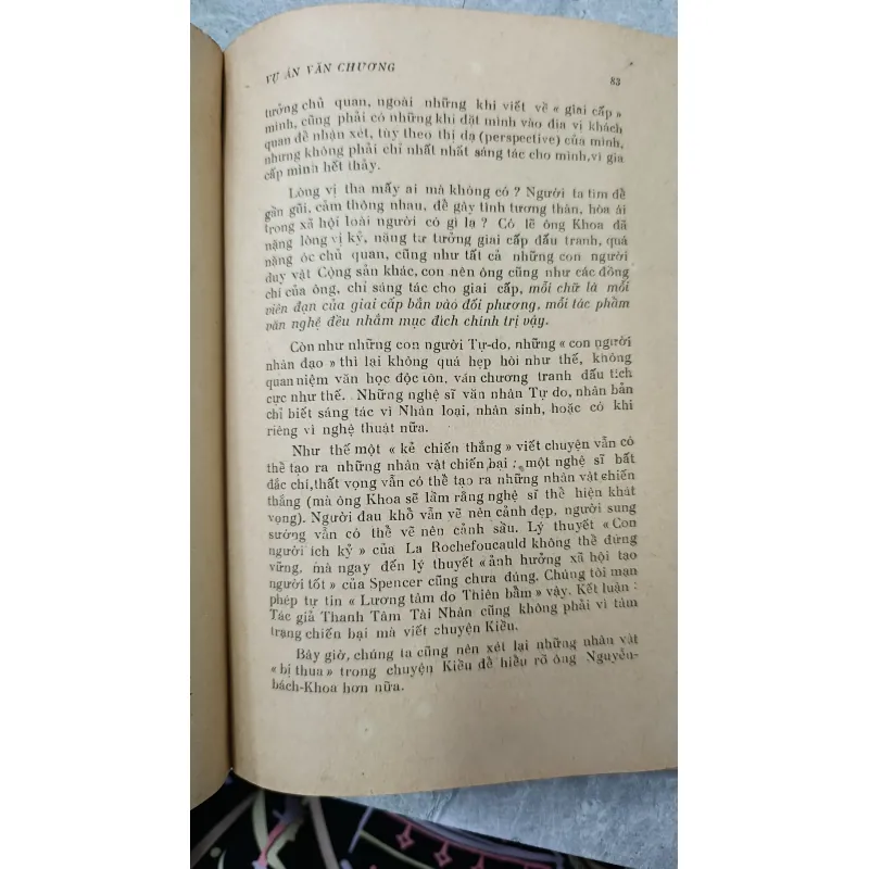 VỤ ÁN VĂN CHƯƠNG CHUYỆN KIỀU - TỬ VI LANG 716440