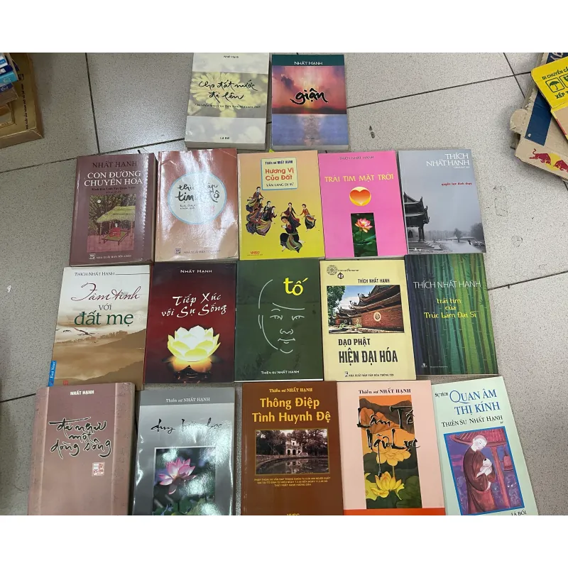 52 cuốn sách của thầy Nhất Hạnh 1023481
