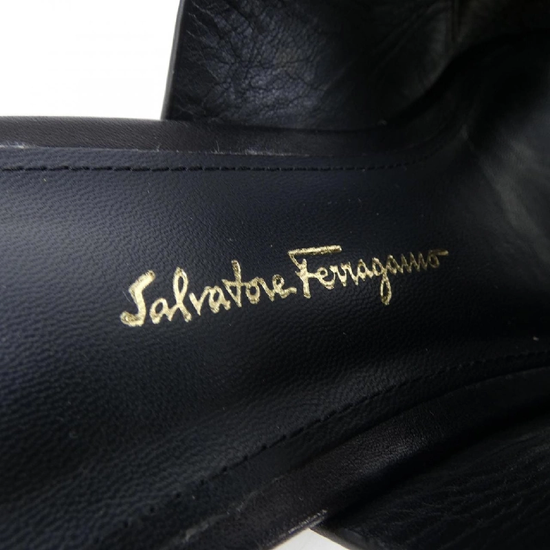 Giày sandal SALVATORE FERRAGAMO - Hàng hiệu Authentic 827966
