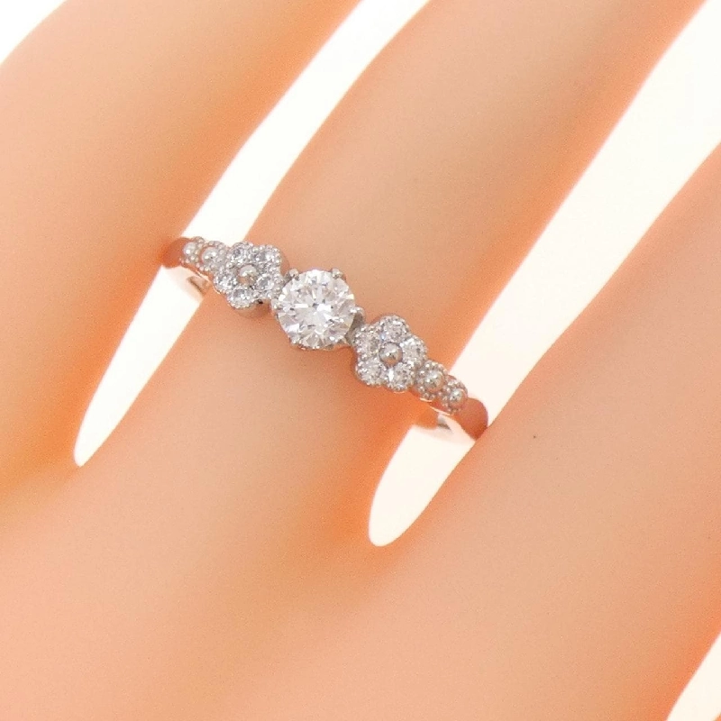 Nhẫn kim cương PT Flower 0.237CT 672829