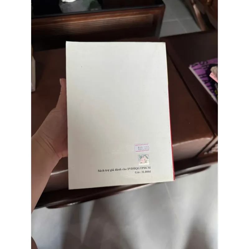 VĂN HÓA TỘC NGƯỜI: TRUYỀN THỐNG VÀ BIẾN ĐỔI (NGÔ VĂN LỆ)- K5 1031192