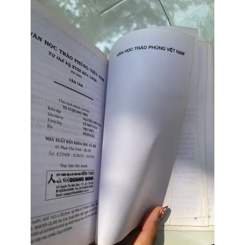 VĂN HỌC TRÀO PHÚNG VIỆT NAM - VĂN TÂN  1042180