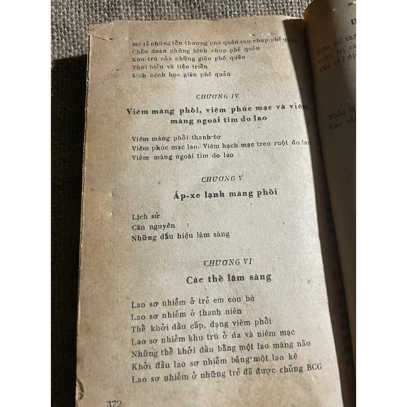 Lao sơ nhiễm trẻ em , hơn 350 trang, 1977; sách y, Tây y hiện đại  599971