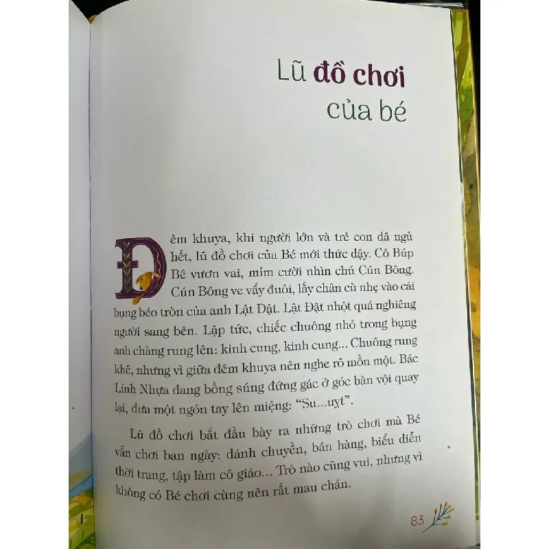 Xóm bờ giậu - Trần Đức Tiến 674454
