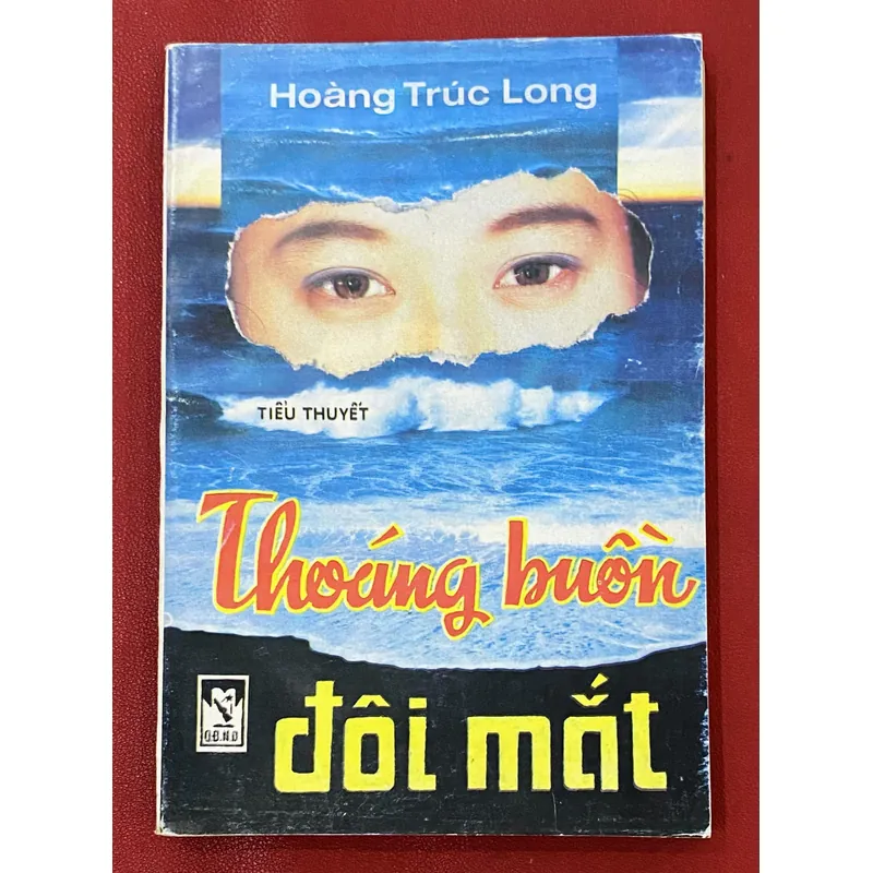 Thoáng buồn đôi mắt - Hoàng Trúc Long 719150