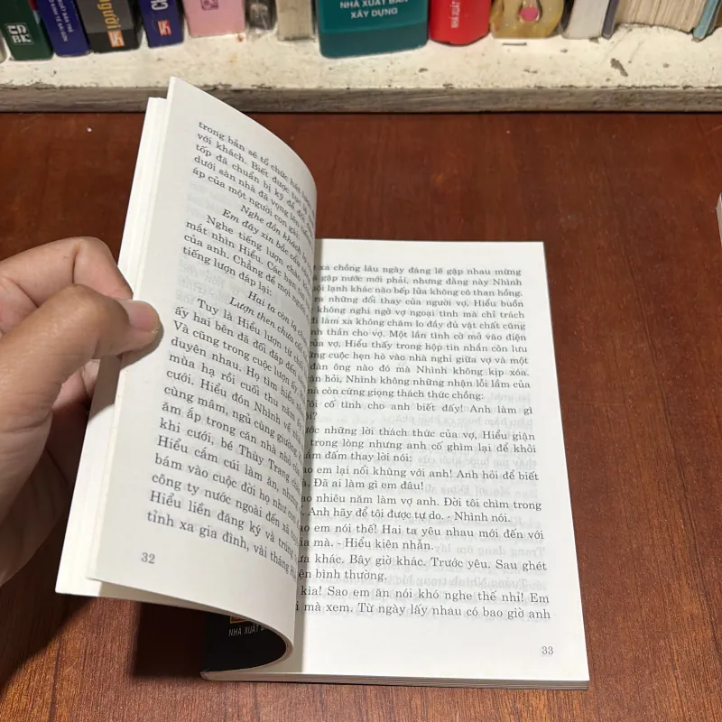 II Tiểu Thuyết: Người Đàn Bà Bí Ẩn - Hữu Tiến - 2018 785699