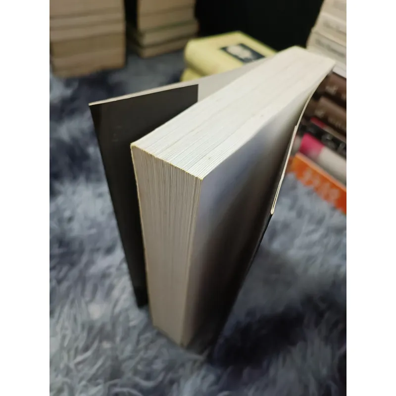 Tuyển tập truyện ngắn Nguyễn Huy Thiệp 662405