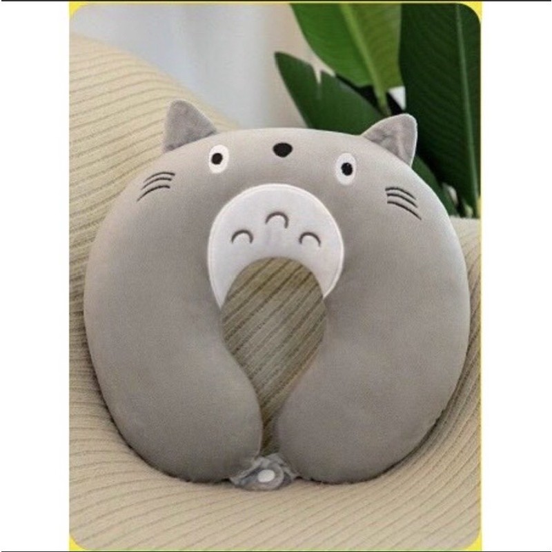 Gối cổ chữ U hình totoro và gấu poo 9648