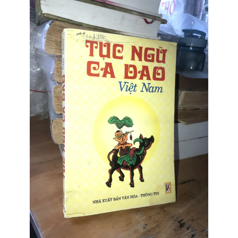 Tục ngữ ca dao Việt Nam  1017674