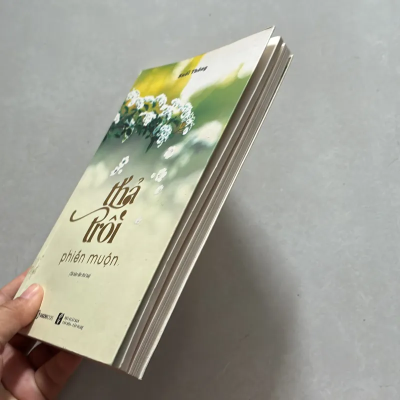 Thả trôi phiền muộn (t01) 750113