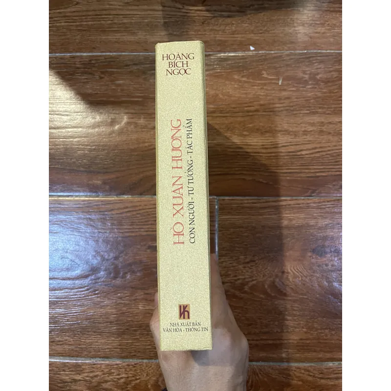 Hồ Xuân Hương Con người - Tư tưởng - Tác phẩm  (t4) 971097