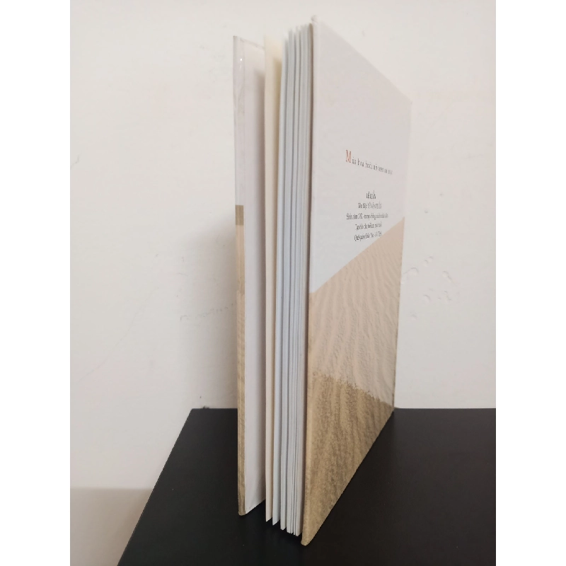 Mùa Hoa Bưởi Nở Trên Sa Mạc (Thơ - Tập 2) (Bìa Cứng) (2007) - Lê Tuấn Mới 90% HCM.ASB2301 913113