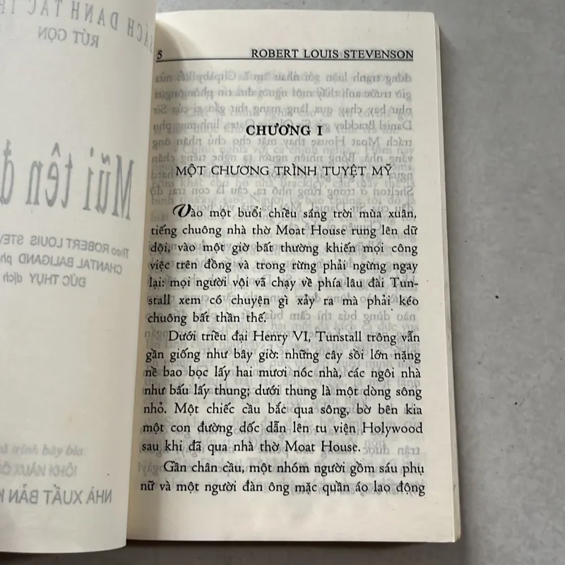 Mũi tên đen - Robert Louis Stevenson 596486