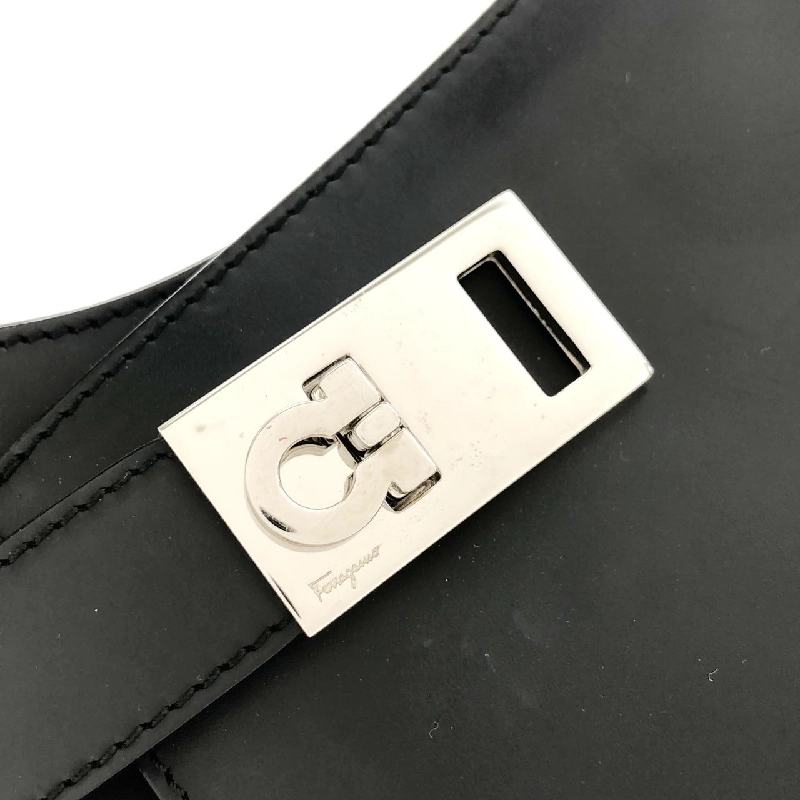 Túi xách vai Salvatore Ferragamo 21 0348 - Hàng hiệu Chính hãng 801933