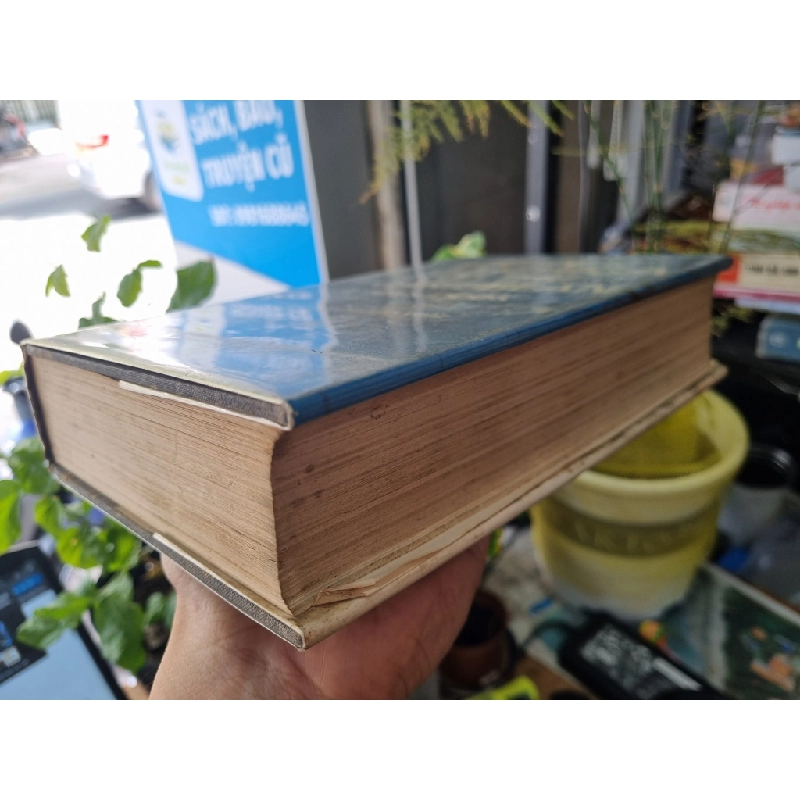 LATIN AMERICA AND THE CARIBBEAN A HAND BOOK - EDITED BY CLAUDIO VÉLIZ 120841