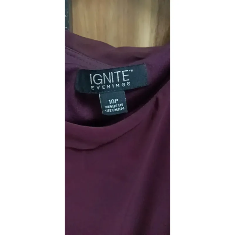Đầm thun khoát voan IGNITE size 10P 973400