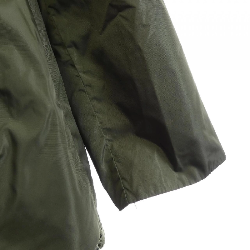 Áo khoác MONCLER LOTUS - Hàng hiệu Chính hãng 818772