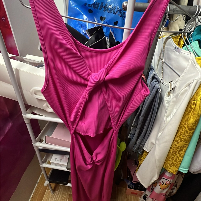 Đầm.body hở lưng  438583