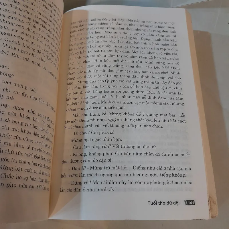 TUỔI THƠ DỮ DỘI - PHÙNG QUÁN  1033572